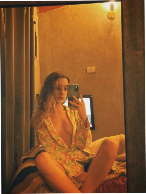 18F i’m kinda nervous to post this… pls be nice