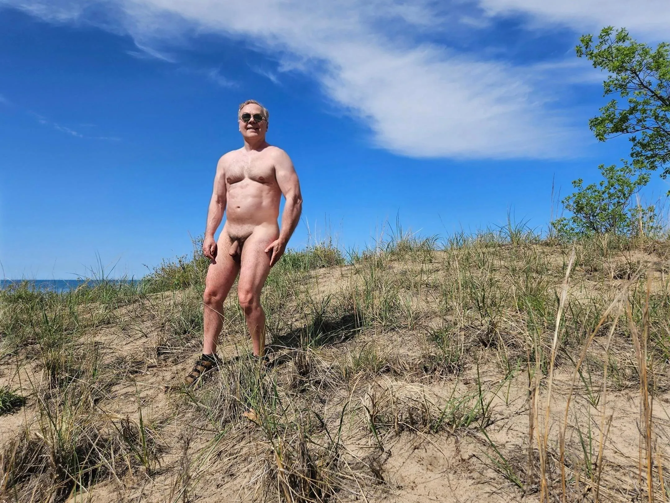 Hiking along the dunes