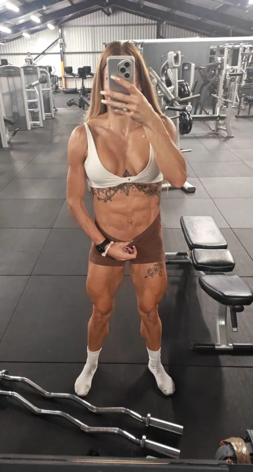 Do you love strong girls