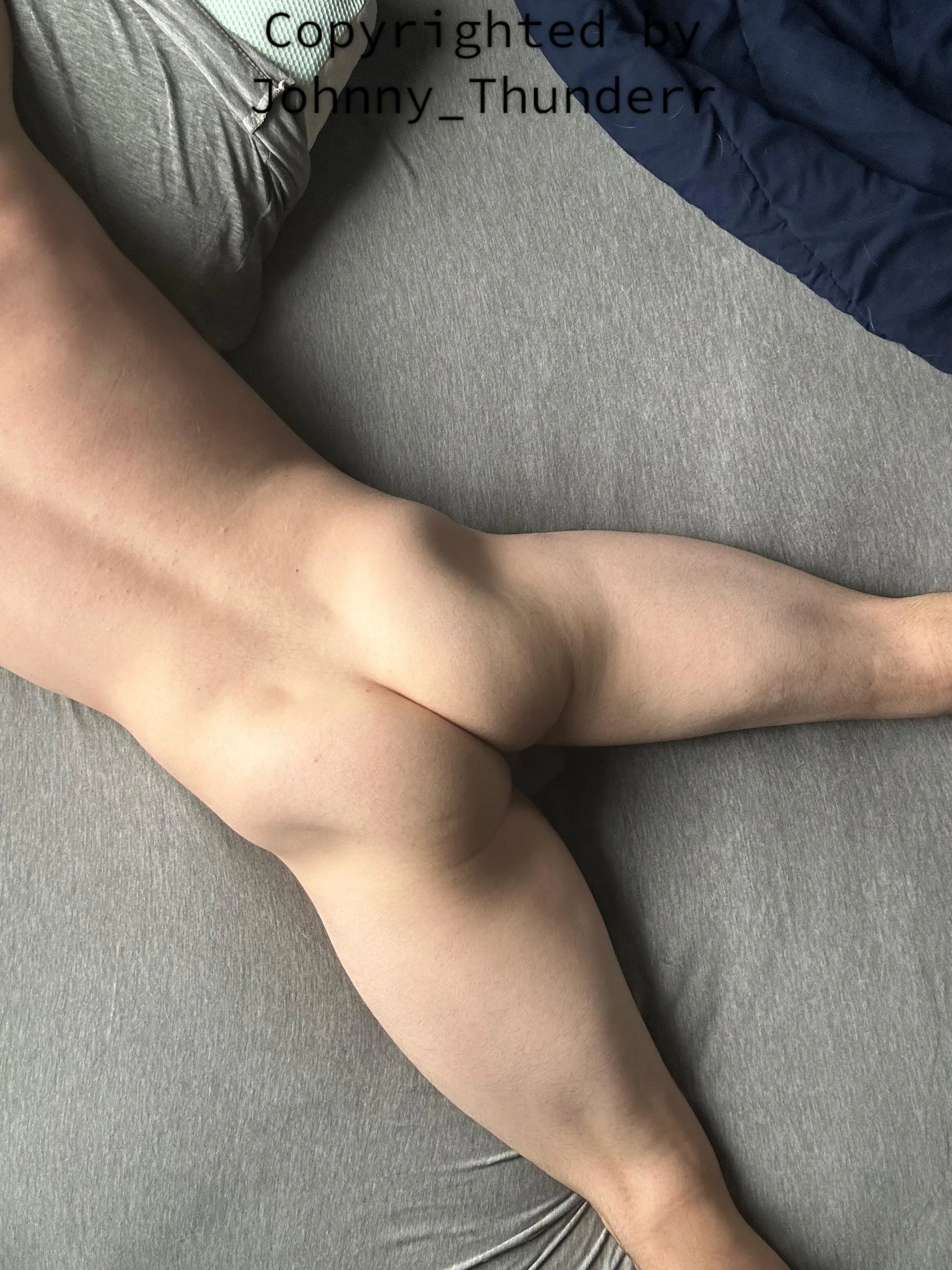 Looking for some attention..😏