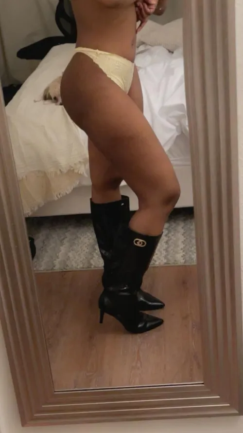 26 [F4M] #Seattle Lets make a baby :)