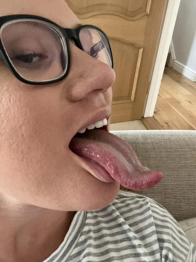 enjoy my tongue as long as you want baby