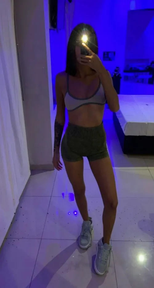 hipcleavage like this was made for your eyes