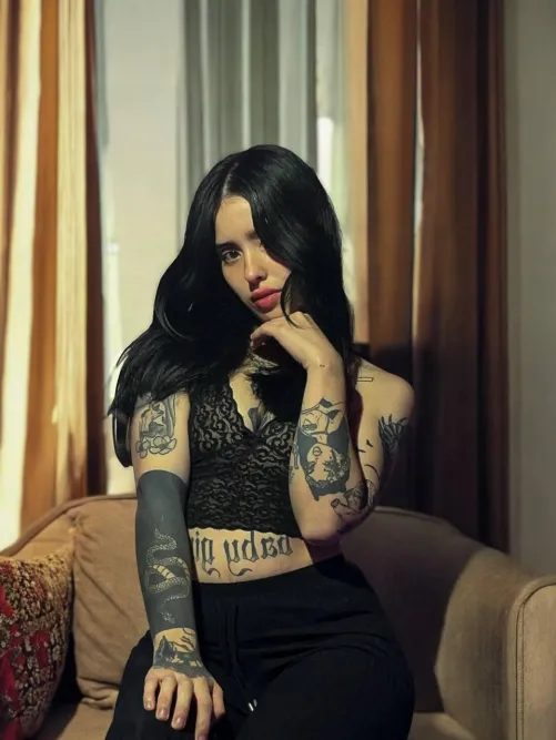 I need a real man to satisfy all my desires..