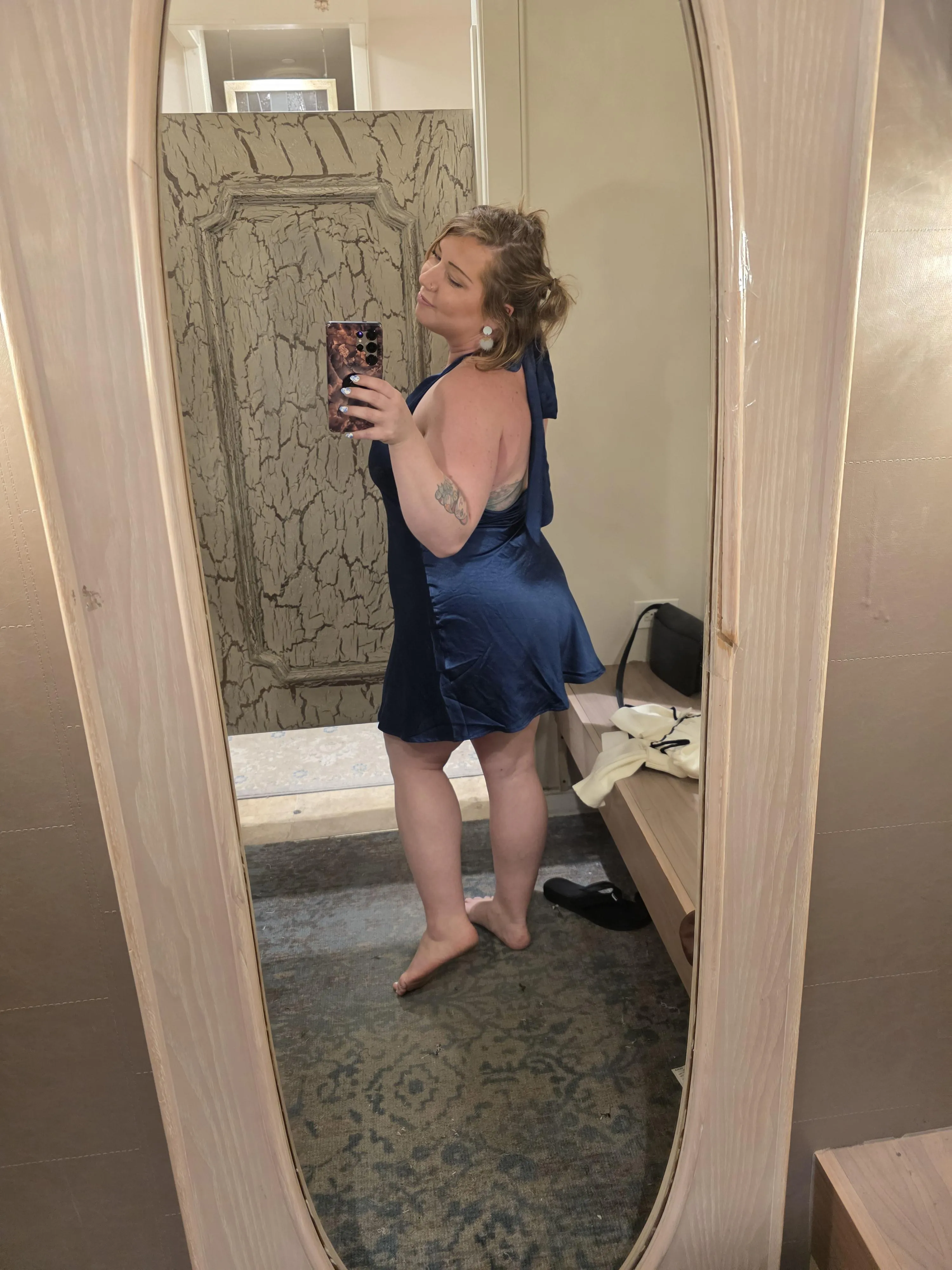 Short Dresses are Hard with These Cakes