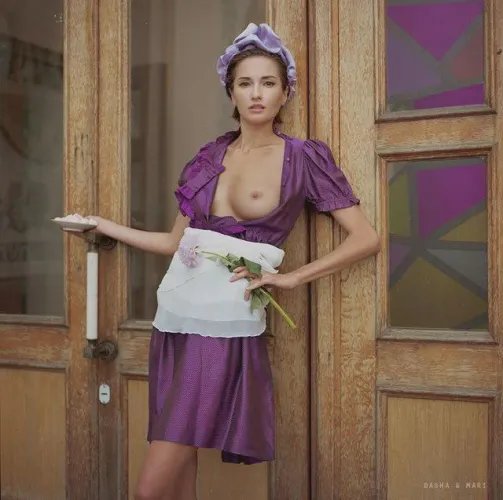 There's a new fancy cafe opened up in downtown AltBoobWorld.  I might go along later and see what its about