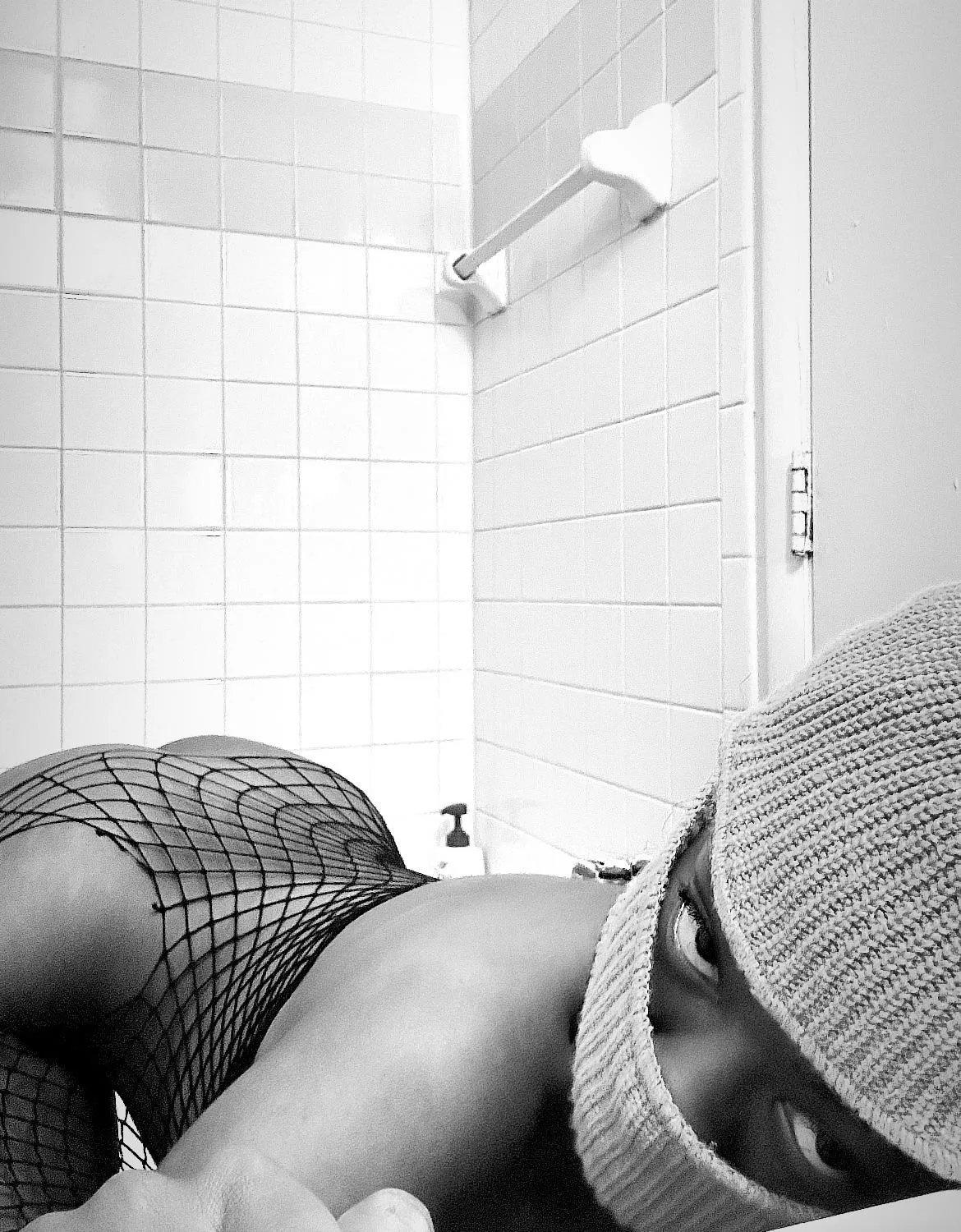 [19] Your bratty teen dominatrix 🖤👠