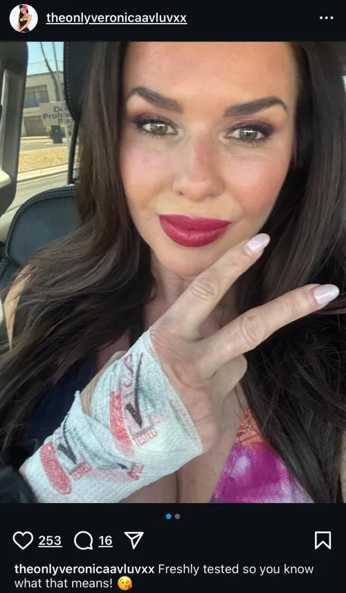 Back to getting wrecked professionally 🤞🏼 🌹 🤜 💦