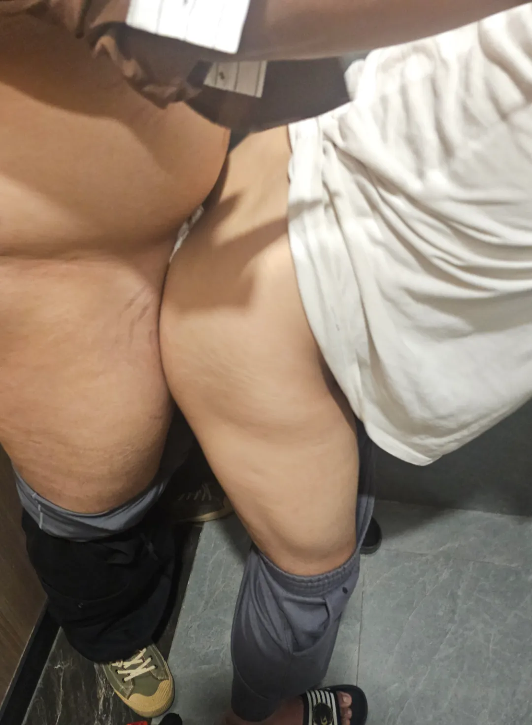 Found this 2 guy fucking in public toilet