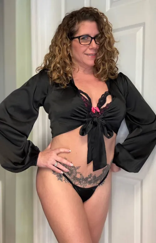 Hubby doesn't mind, would you fuck me?