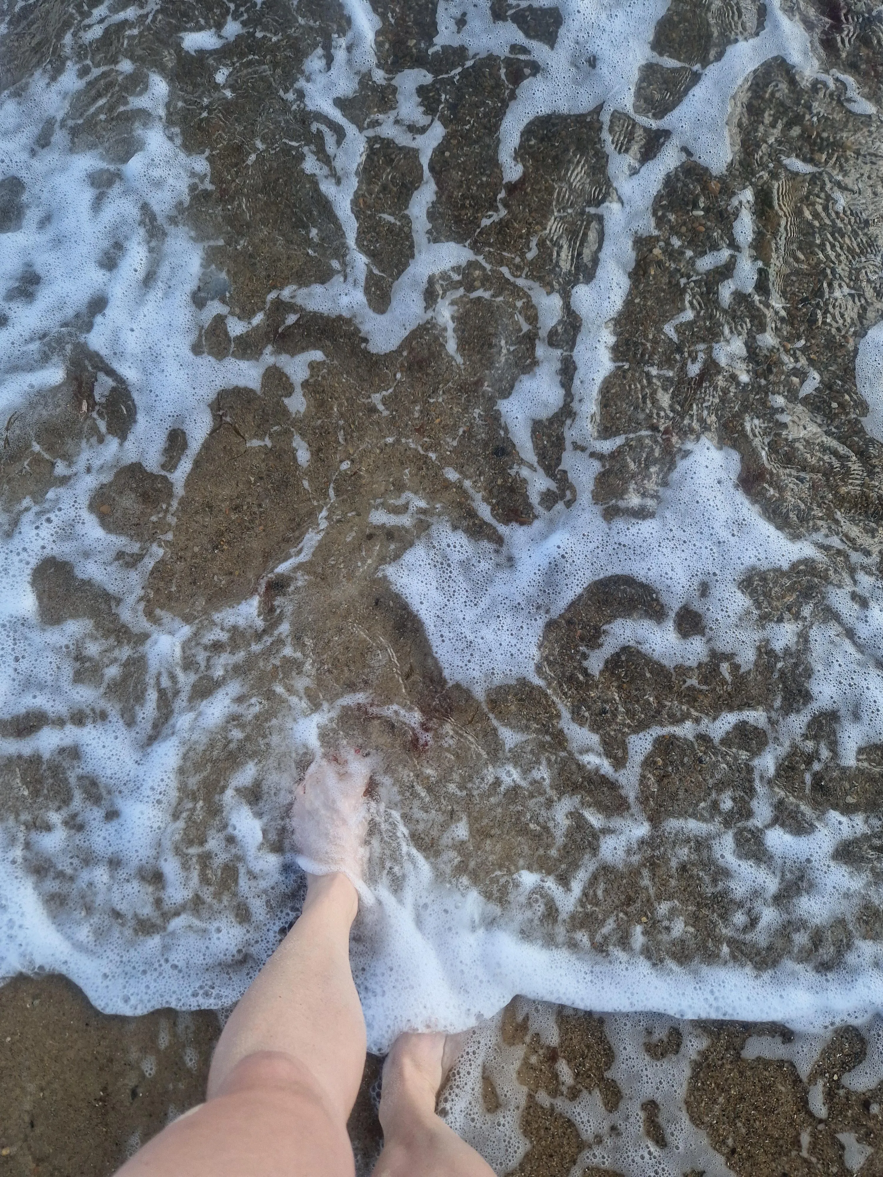 Little paddle in the sea