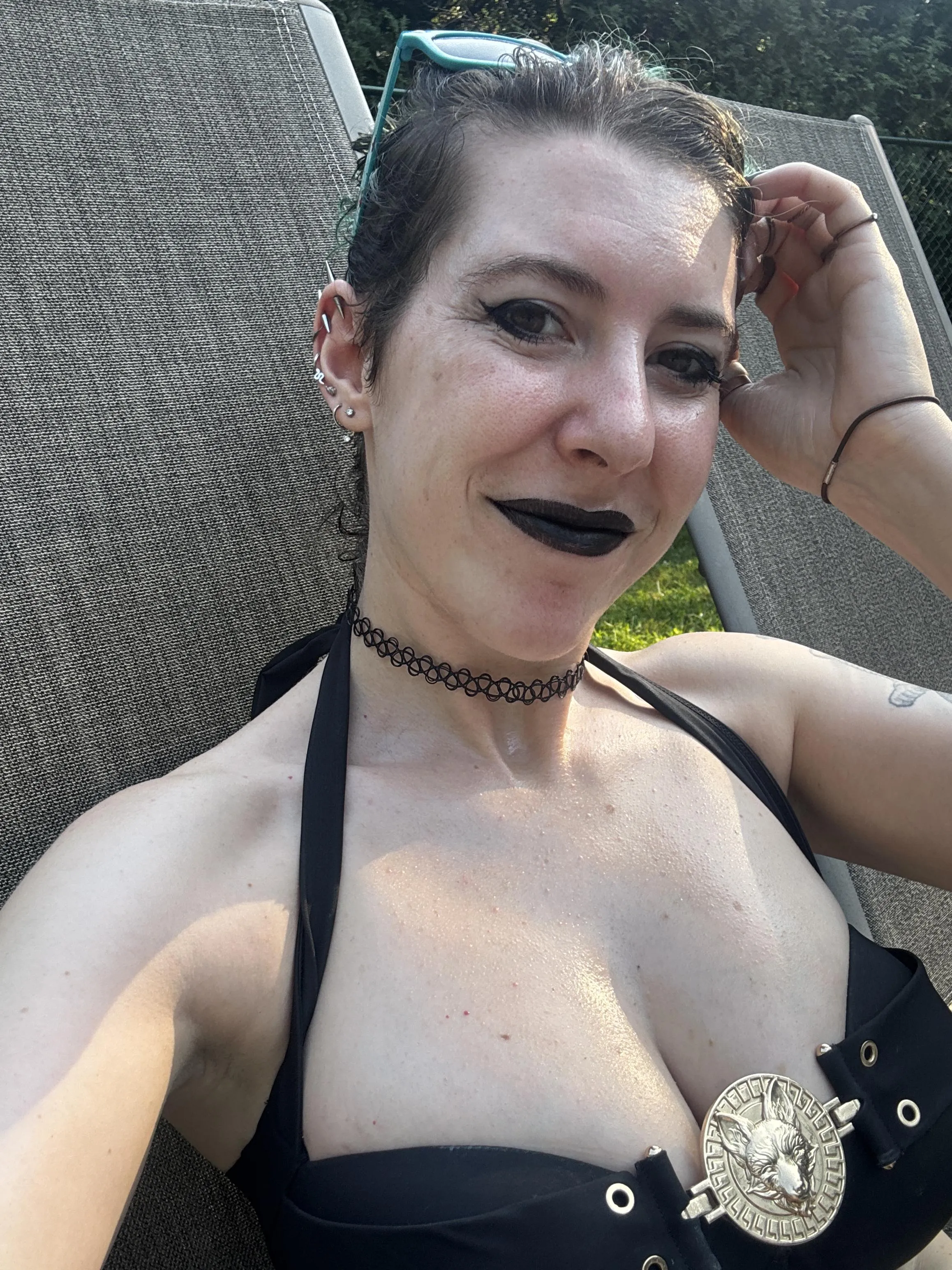 Oiled up goth