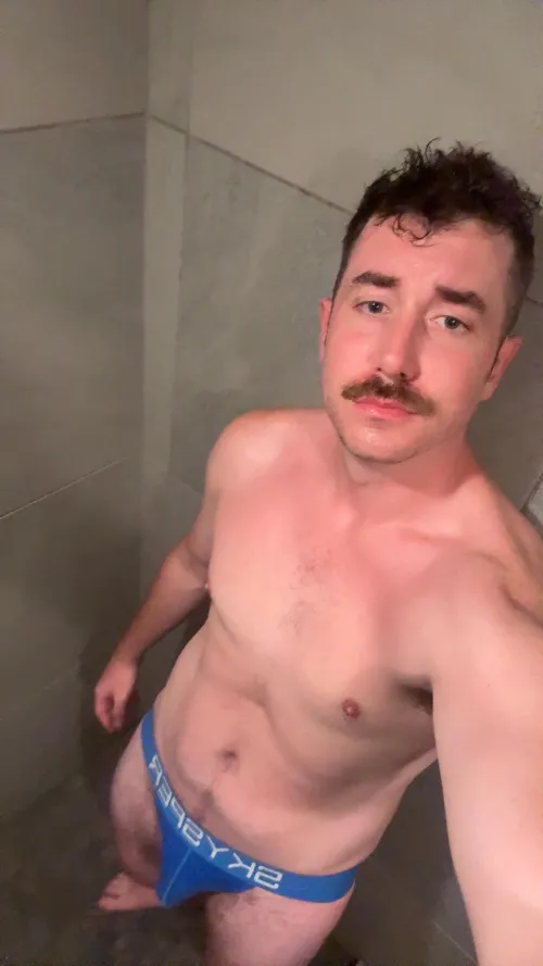 Pre-gym shower pic lol. Someone dare me to hang my jock over the shower curtain to dry😈