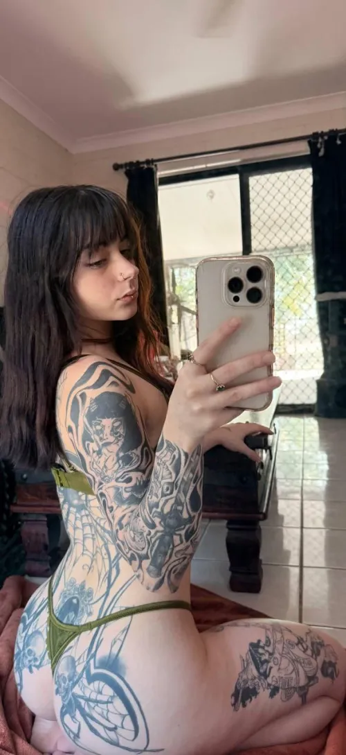 pull my hair while you use me