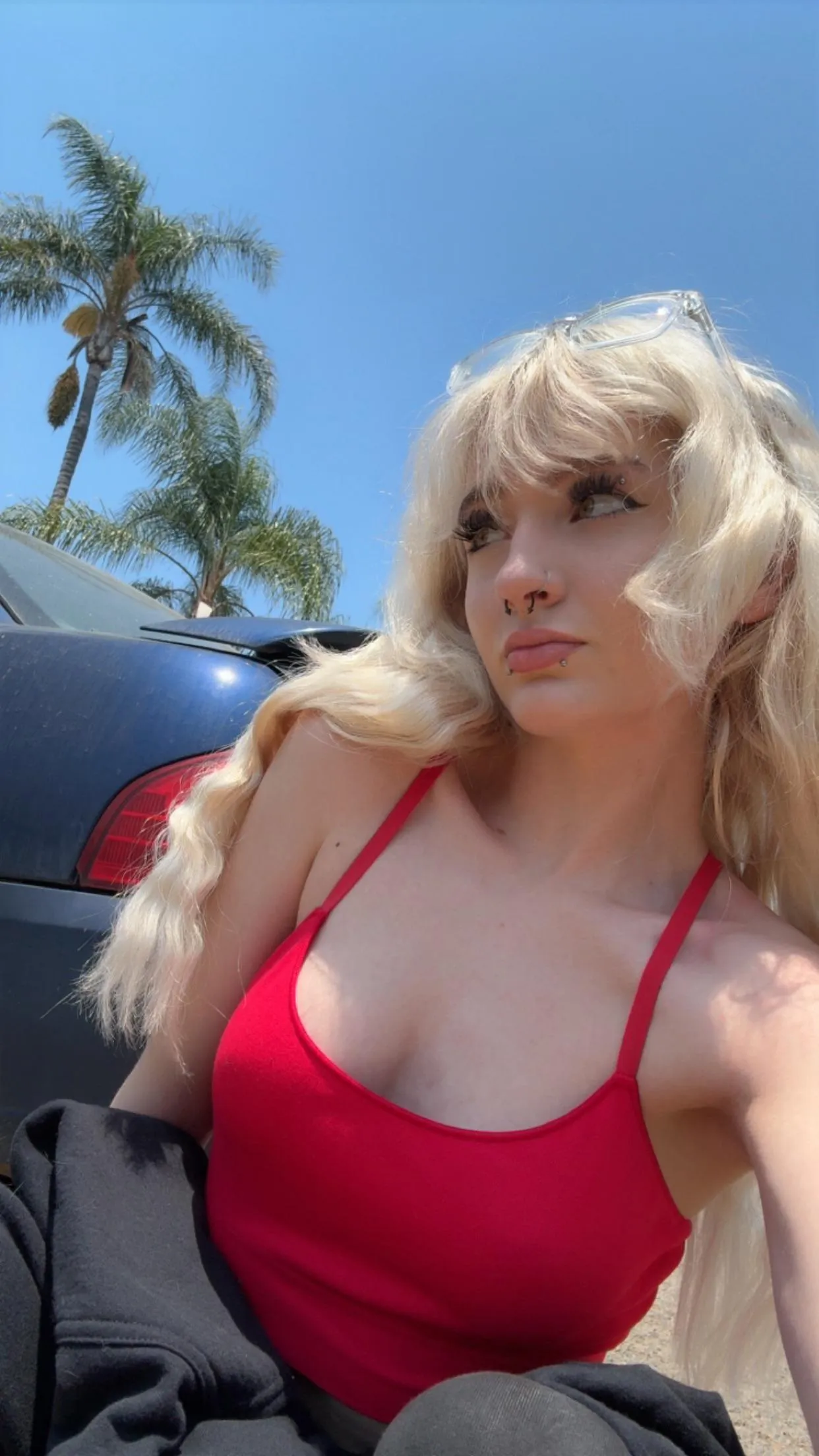 Stop lurking and approach, show that you can be useful to me you pathetic cuck;)