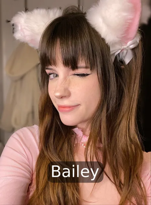 Bailey [romance] [side incest]