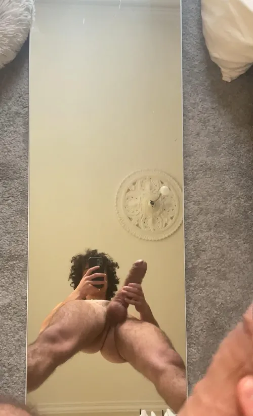 Does this angle make my dick look big?