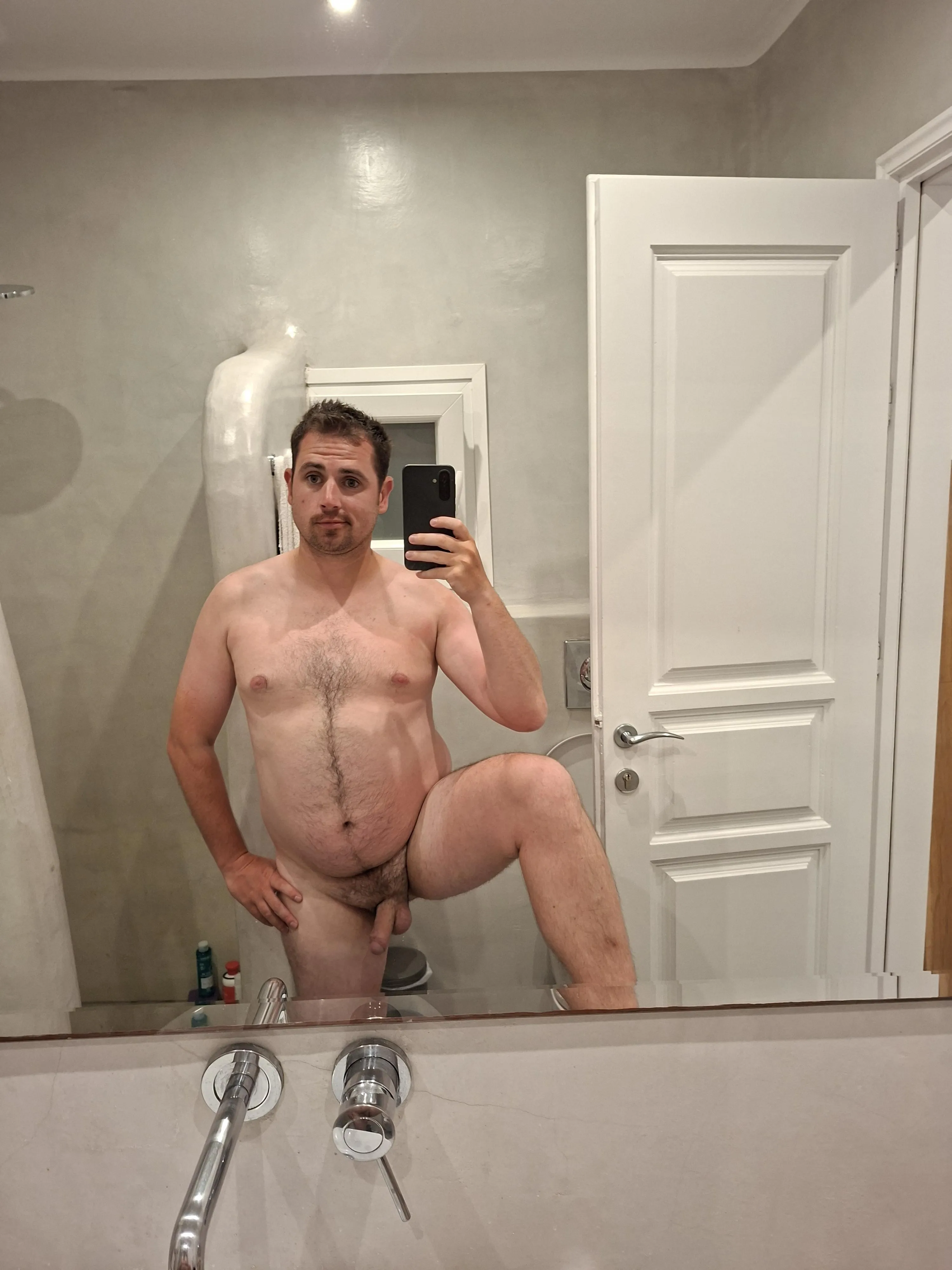 Love this big mirror to show you all the package