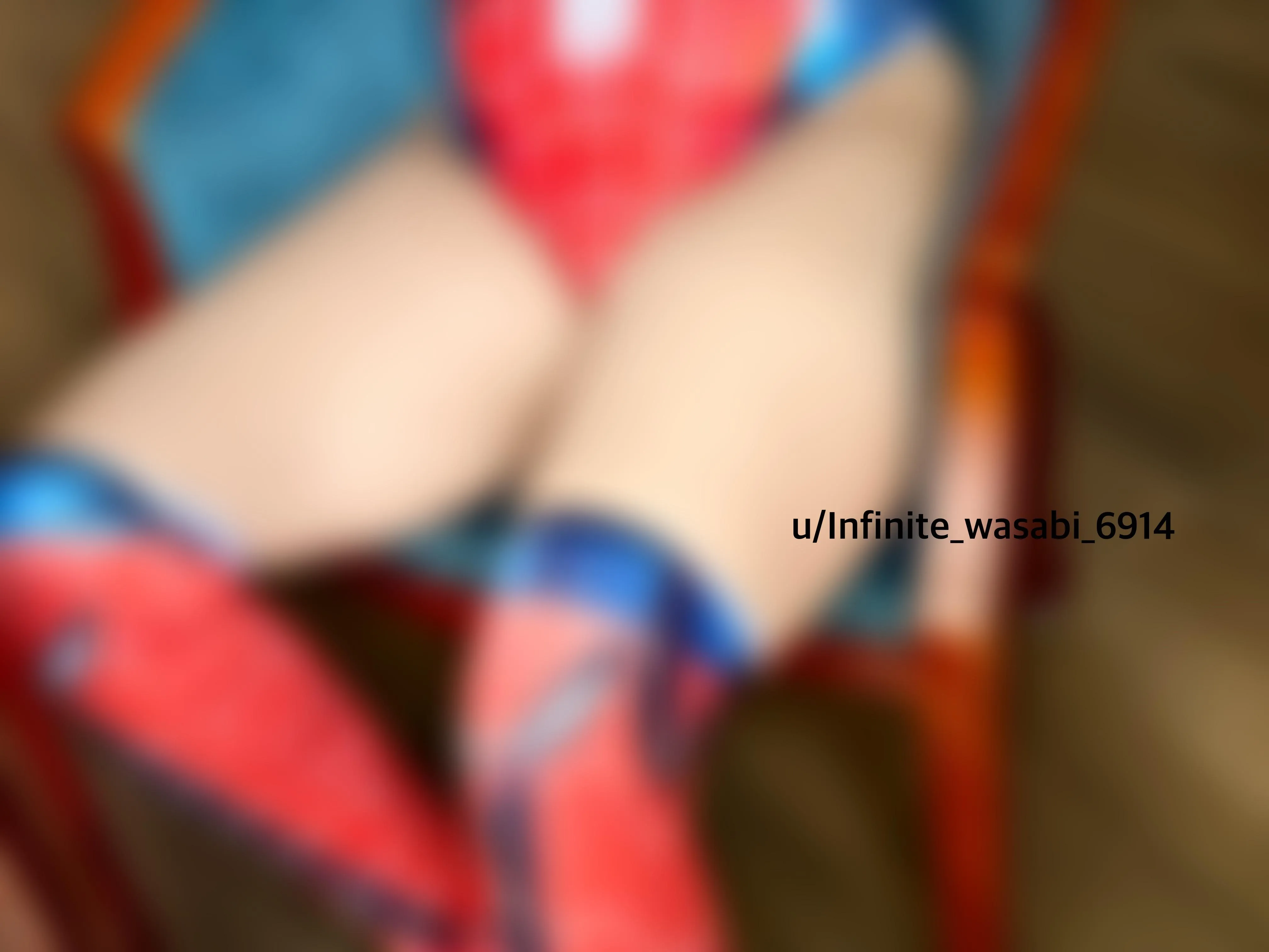 🕸️ New suit ❤️🖤 .Brand New day 🕷️. who wanna Unblur ? 😉