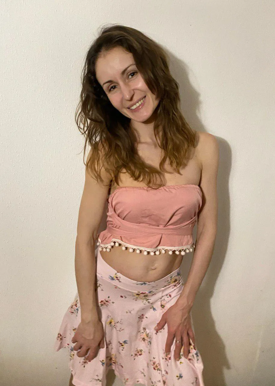 Even though I'm already 32, I still attract attention.