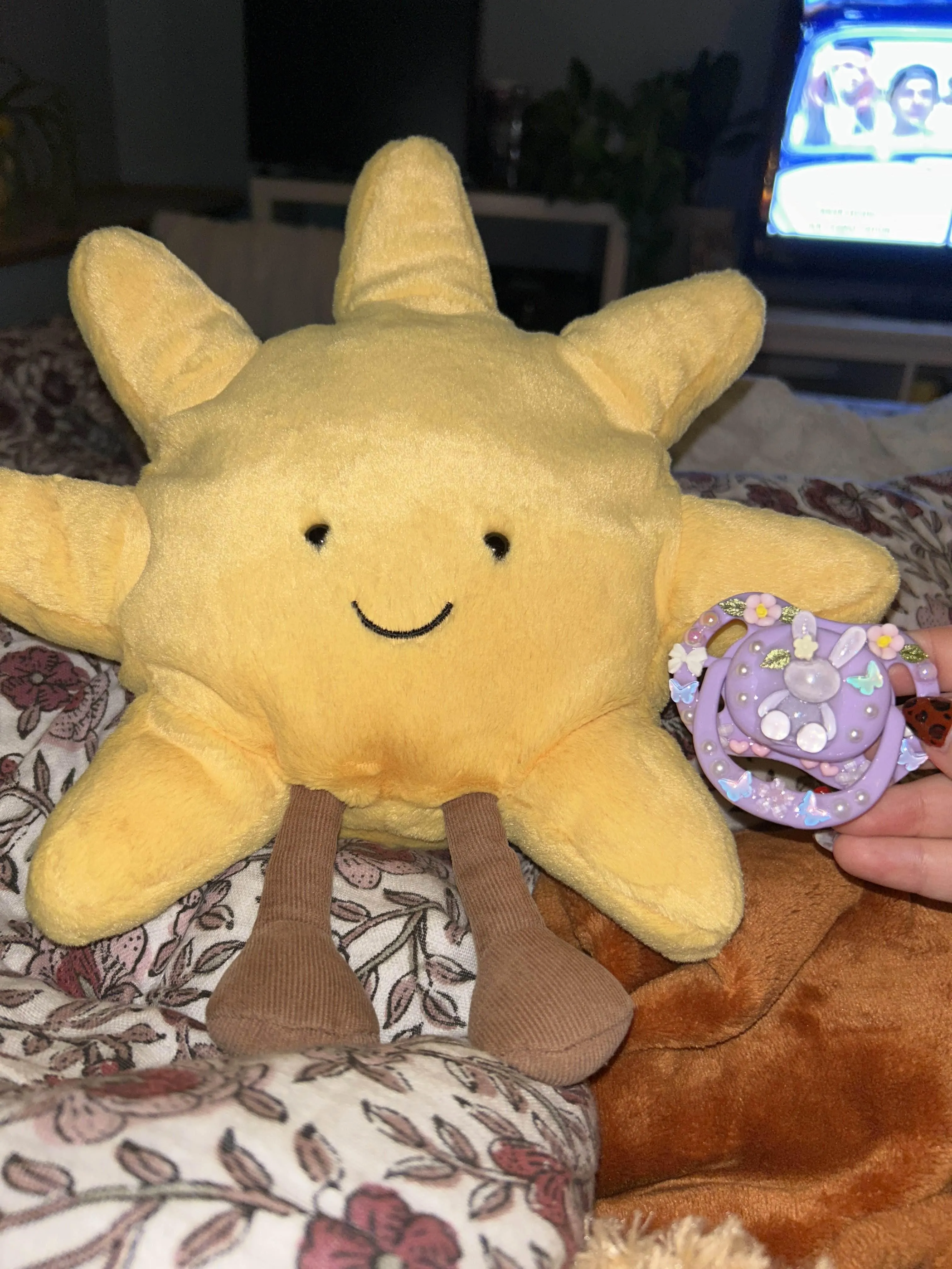 mr sunny and new paci!