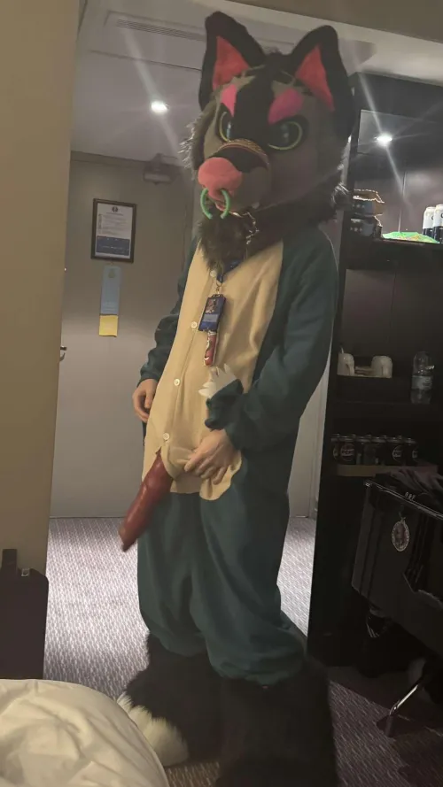 Ruff ruff come take this yeen cock {Internethyena}