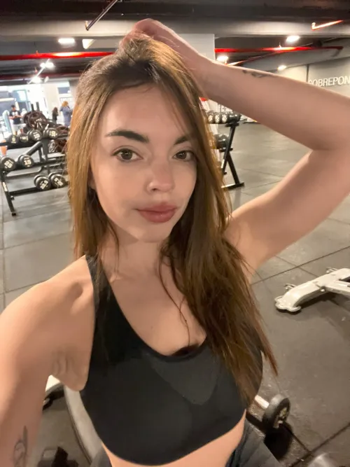 Be my gym bud, but warning: I flirt between sets.