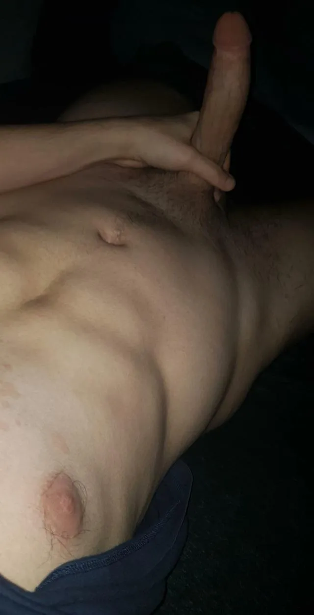 [GBR] (ENG) #Midlands 18 +online Hmu😁 femboyss got 9 inch