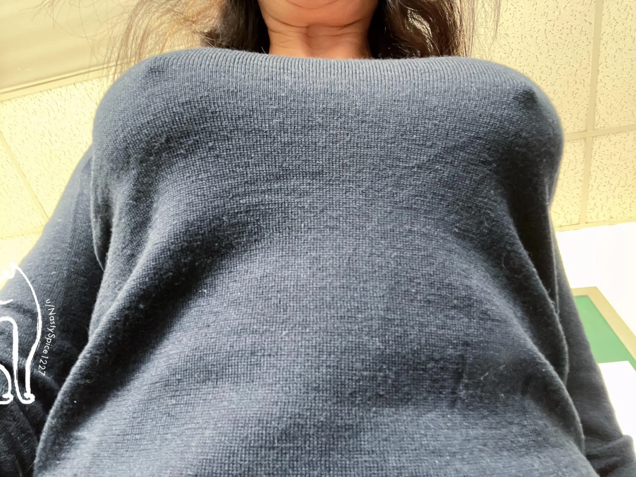 I think I know why they keep the AC on blast... am I right? (f45)