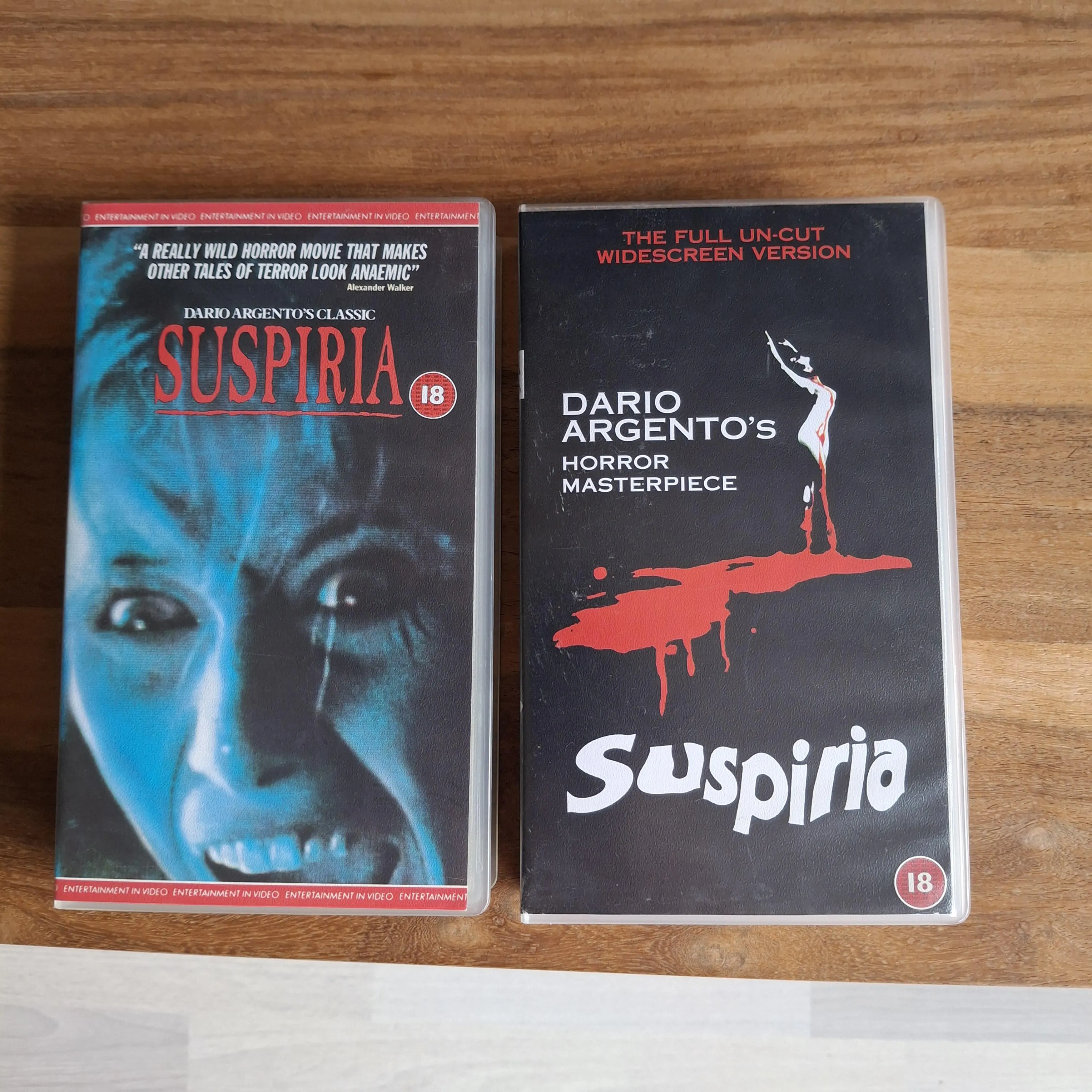 2 different covers, suggesting a different kind of movie. I think the black cover is spot on.