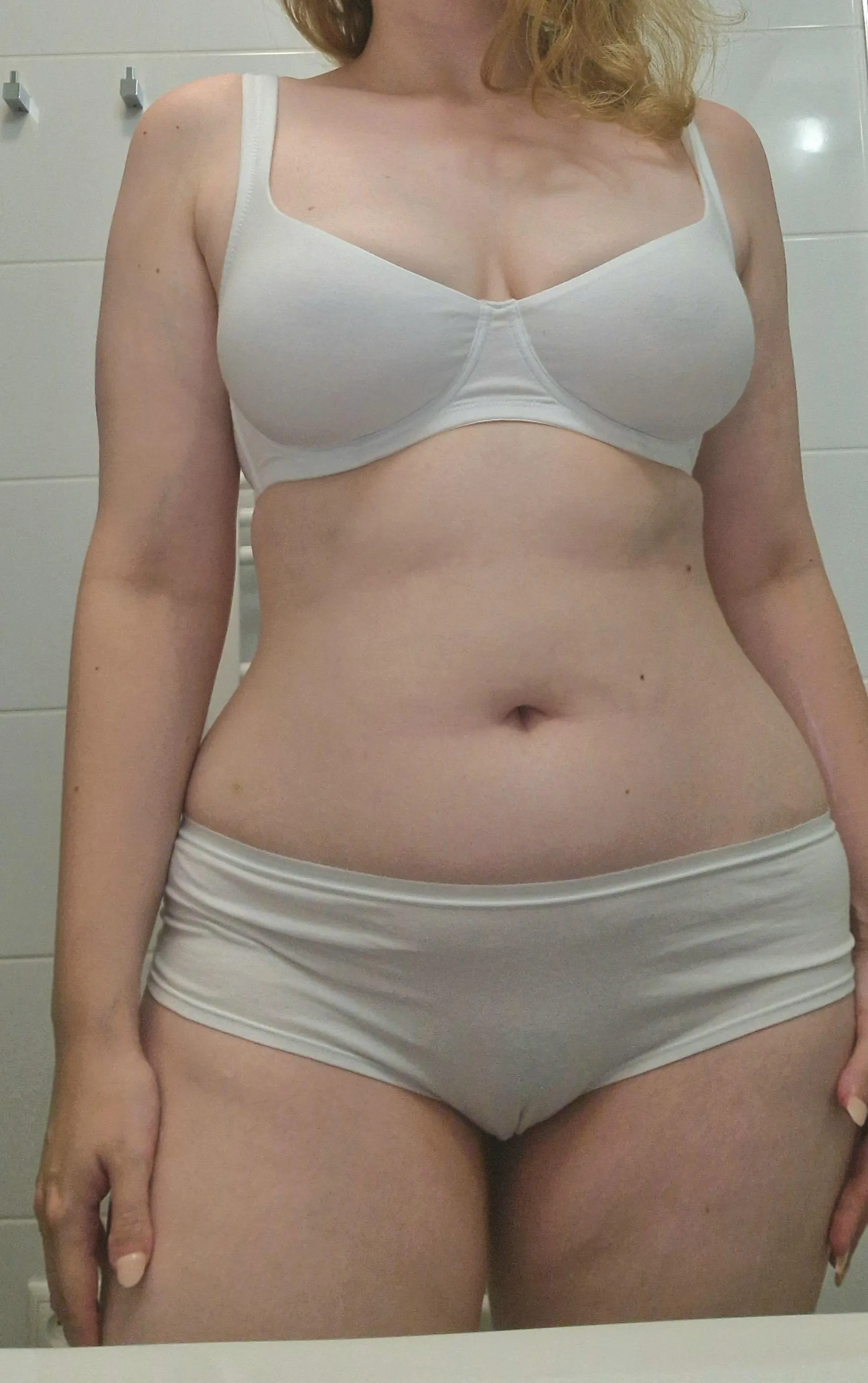 Cameltoe on a curvy body