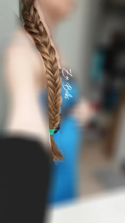 I just did my first fishtail hair braid! Excuse all the blurring, I wasn't dressed for a pic 😂. I'm just so excited and wanted to share!