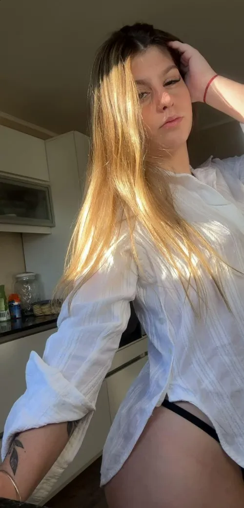 sunlight on my cake.. rate it, 1–10, and be honest