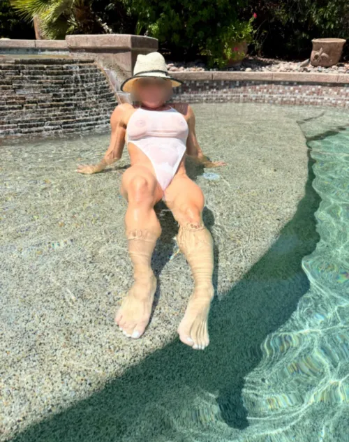 SoCal sun. Sheer & unapologetic.