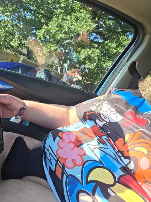 Out crusing... You peeking?