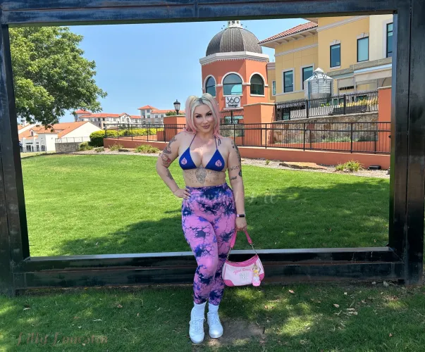 I love watching whitebois jaws drop when they realize they just saw a real QOS in the wild