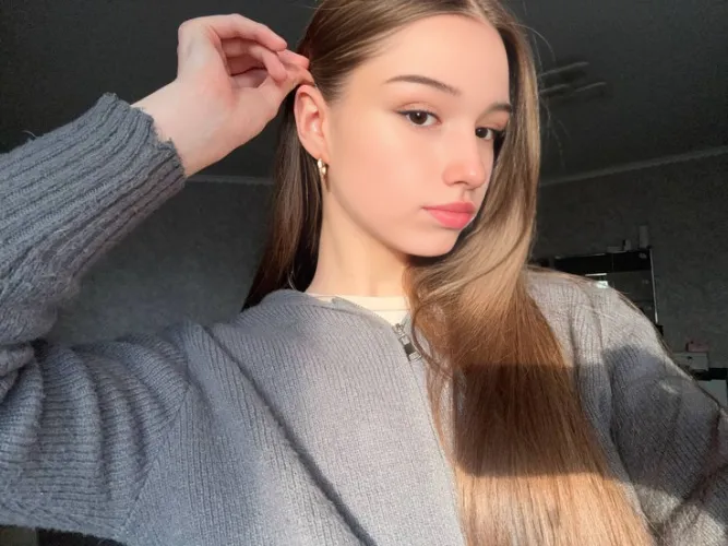 would u cum faster if I whispered daddy in ur ear?