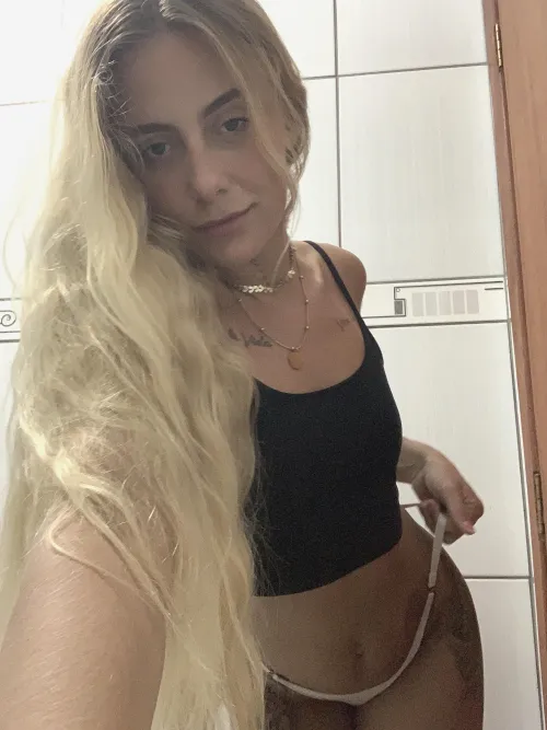 bite it smack it make it yours