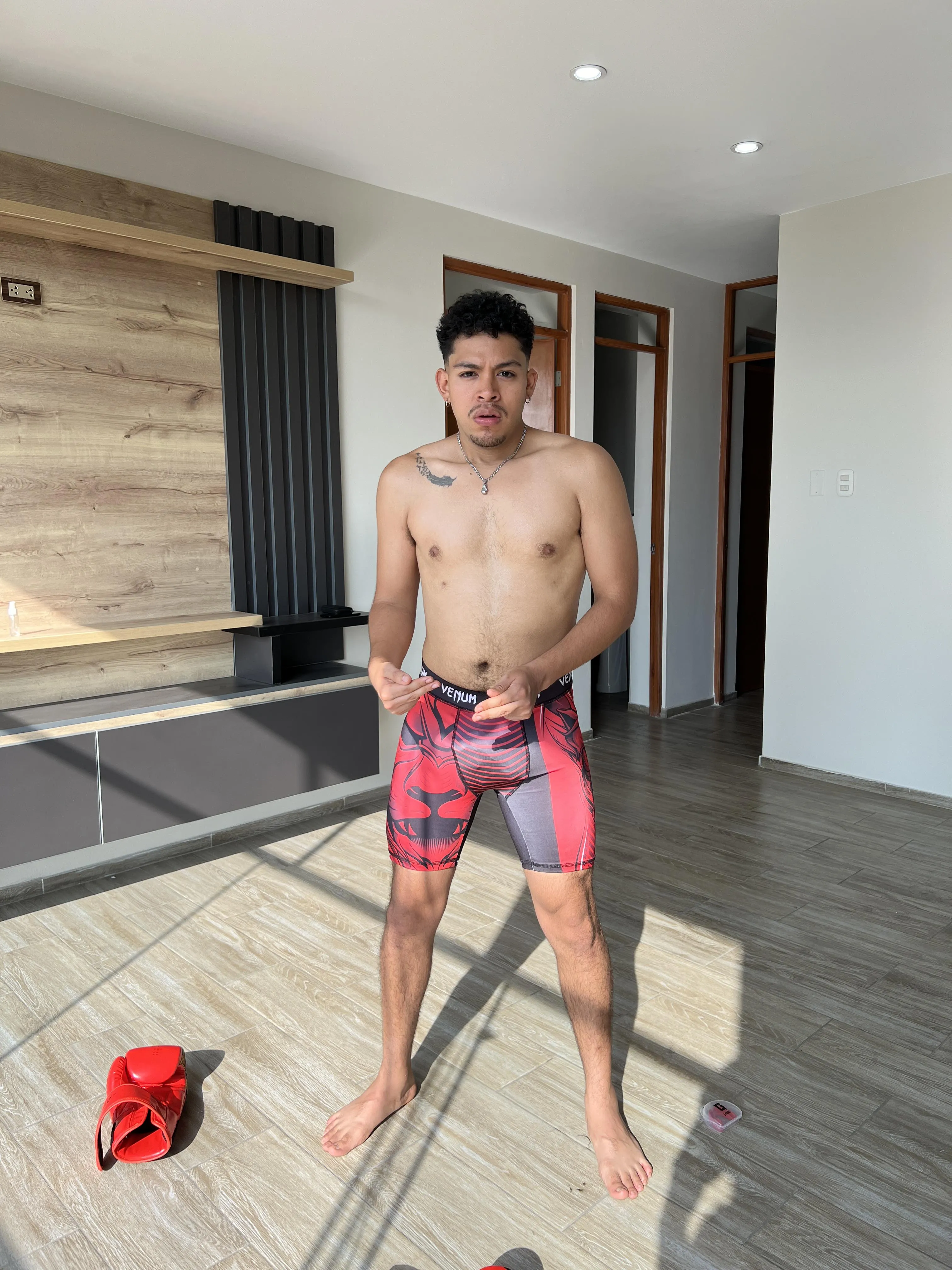 Just Look my big thighs