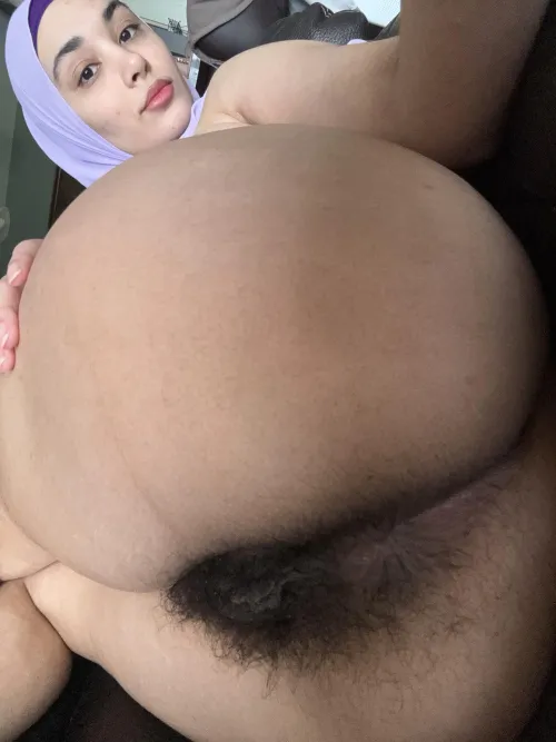 So much muff that my pussy disappeared