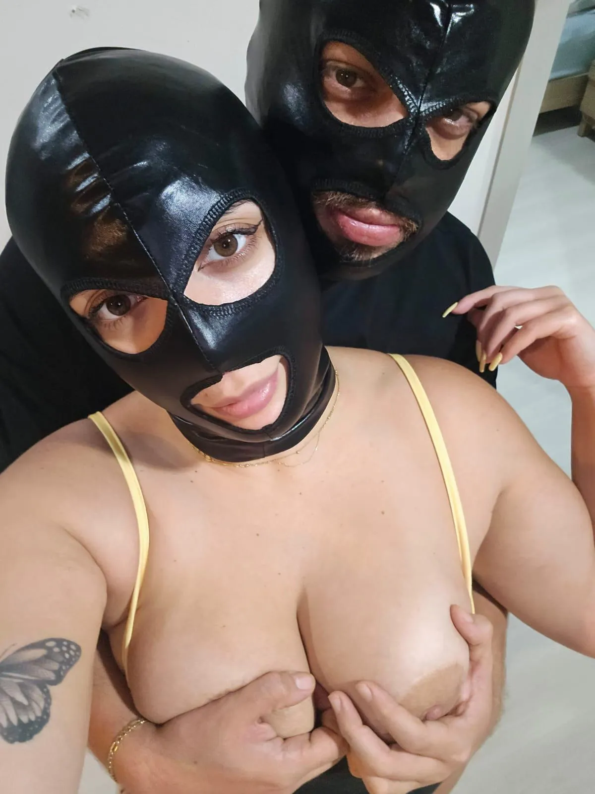 صورة ثانية لبزاز المدام 😈🔥