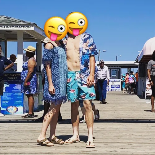 26yo couple for couple. Will be in town 9/19-9/21