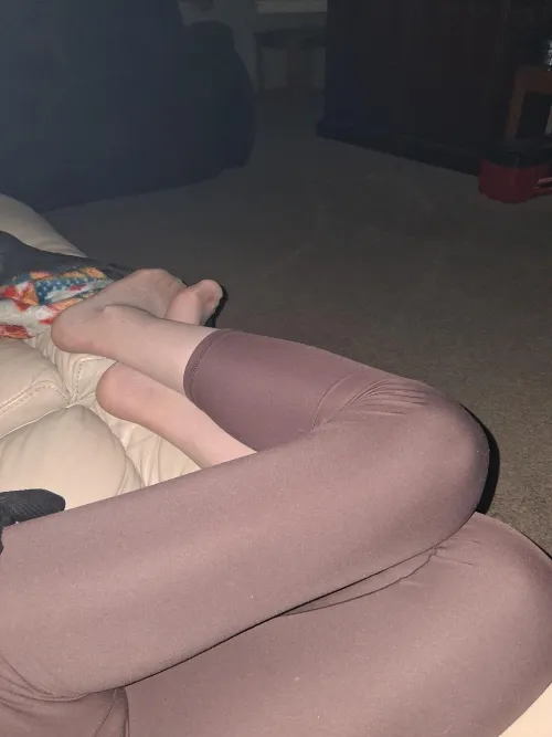 Cross dresser looking for friends with benefits