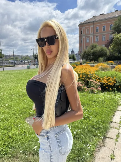 Do you imagine yourself dating a trans girl like me?