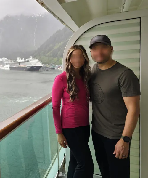 Mid 30s married couple in NoVA seeking couples with bi-females
