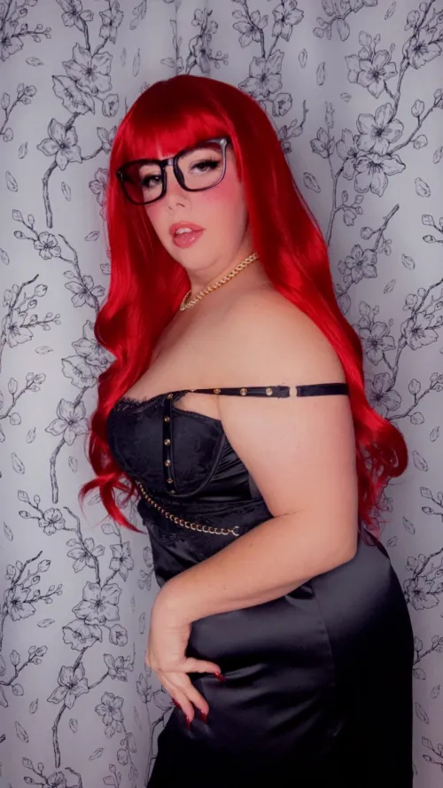 We both know what led you here.... She just isn't cutting it and you want to feel that thrill of someone as hot as Me making your cock THROB.. So lets have some fun... 8+ Yrs Exp [VID][RATE][SEXT][CAM][GFE][PTY][SELLING] Offering Domination and mutual p