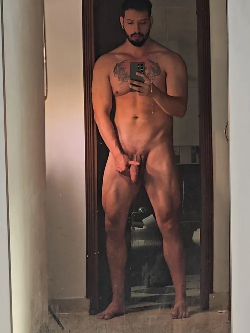 6.3 ft fit guy age [30]