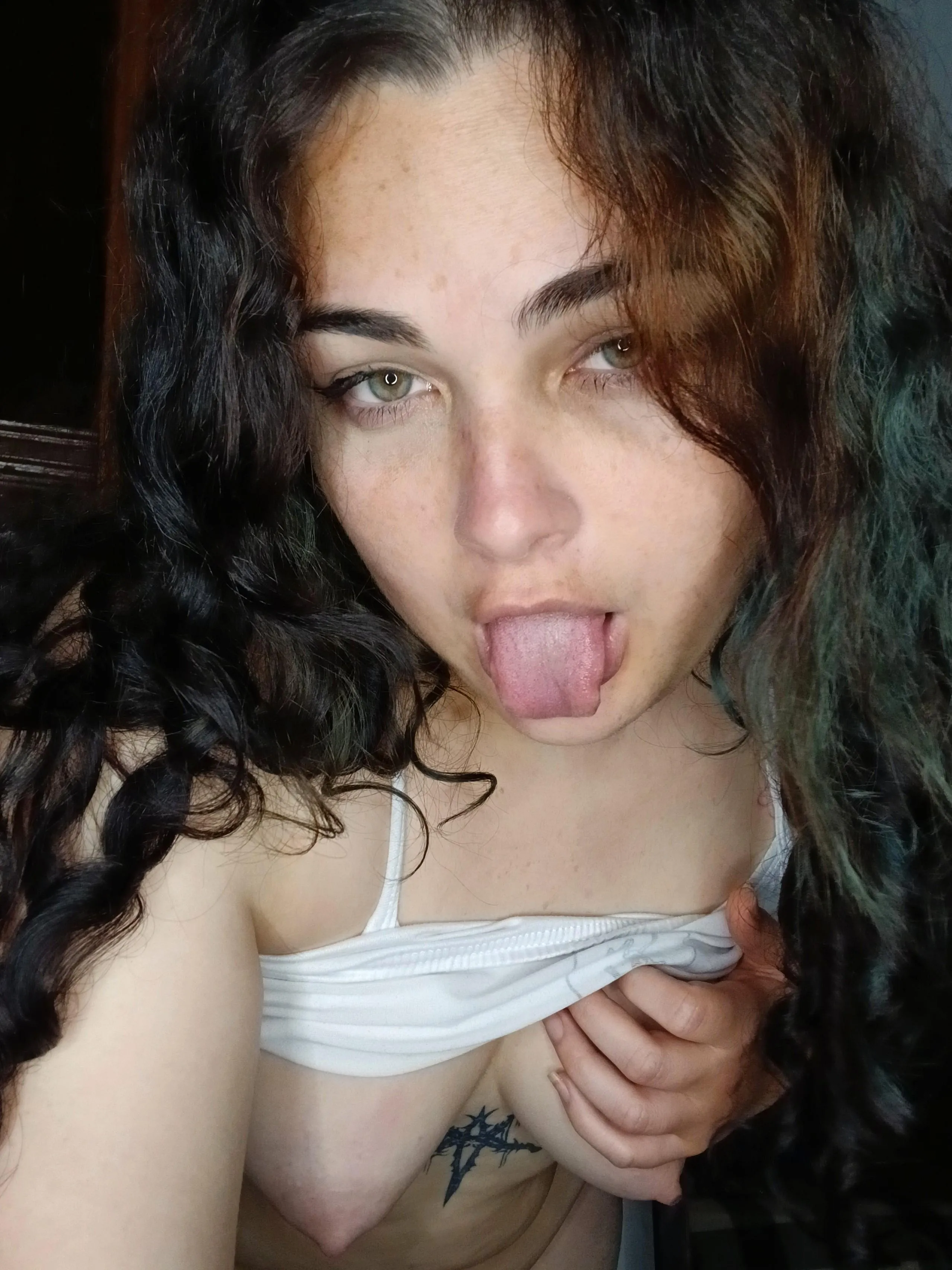 Cheat on her back and let me suck you