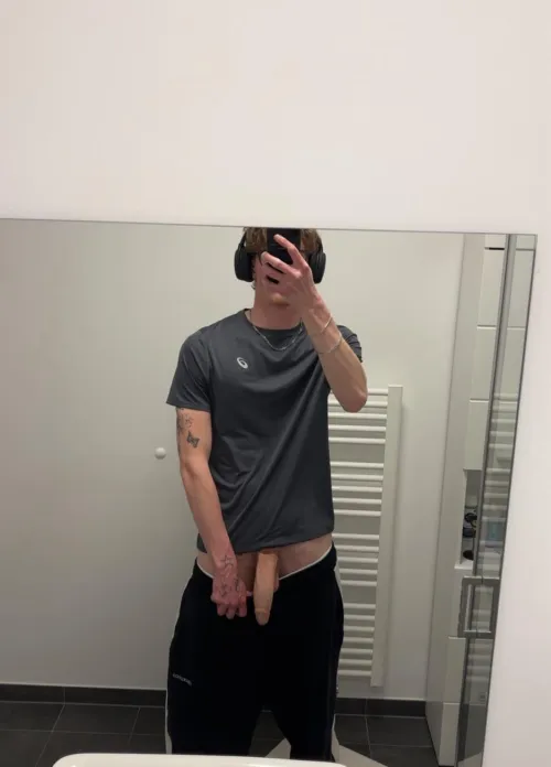 First post…is freshman cock welcome in this sub?