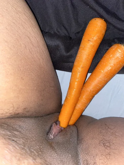 Pumped my clit then stuffed my fat girl pussy